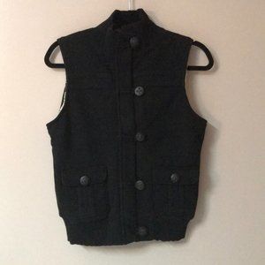 15% OFF! Old Navy Black Fleece-Lined Vest Size M